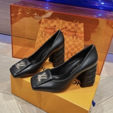 Louis Vuitton Heeled Shoes